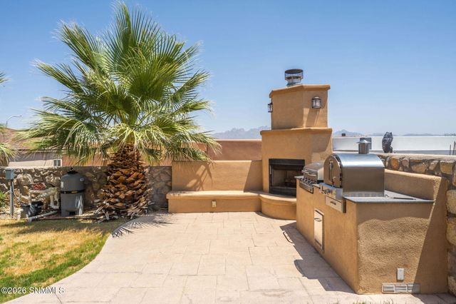 3910 Agua De Vida Drive, Las Cruces, NM 88012