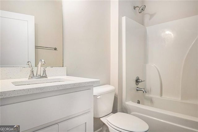 111 HAMILTON LAKE VIEW Court, Lagrange, GA 30241