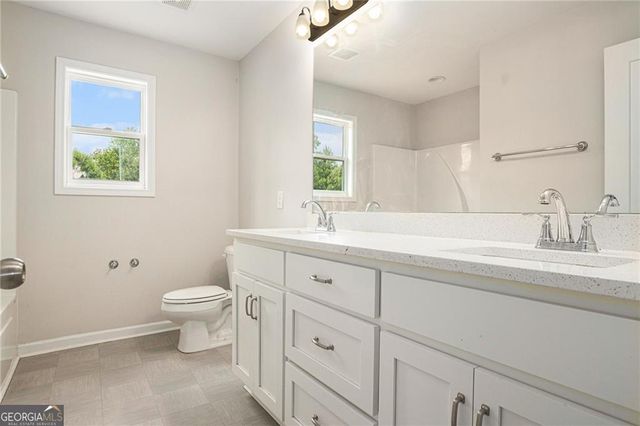 111 HAMILTON LAKE VIEW Court, Lagrange, GA 30241