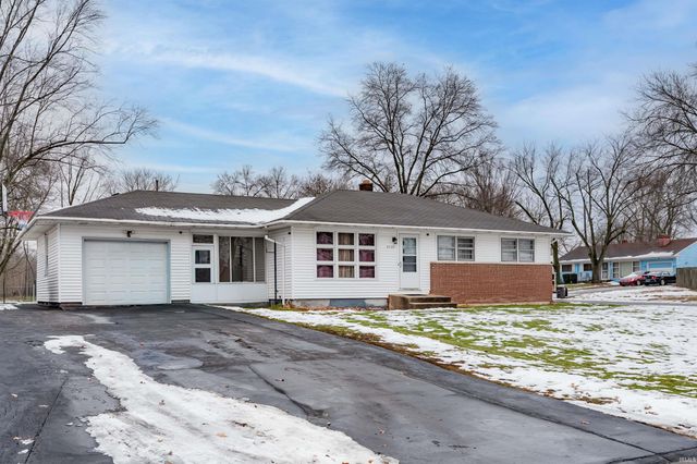 2725 Schaper Drive, Fort Wayne, IN 46806