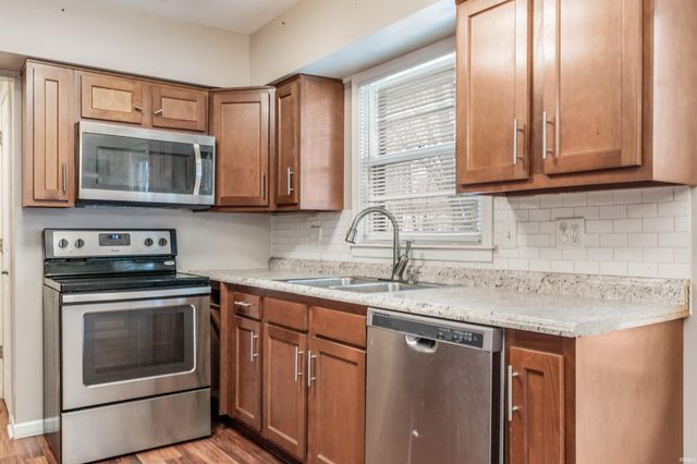 2725 Schaper Drive, Fort Wayne, IN 46806