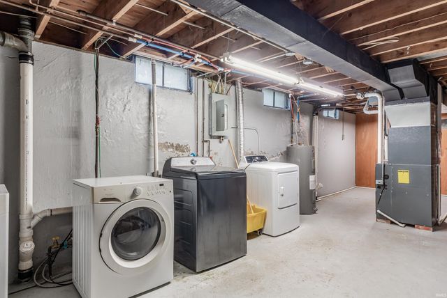 2725 Schaper Drive, Fort Wayne, IN 46806