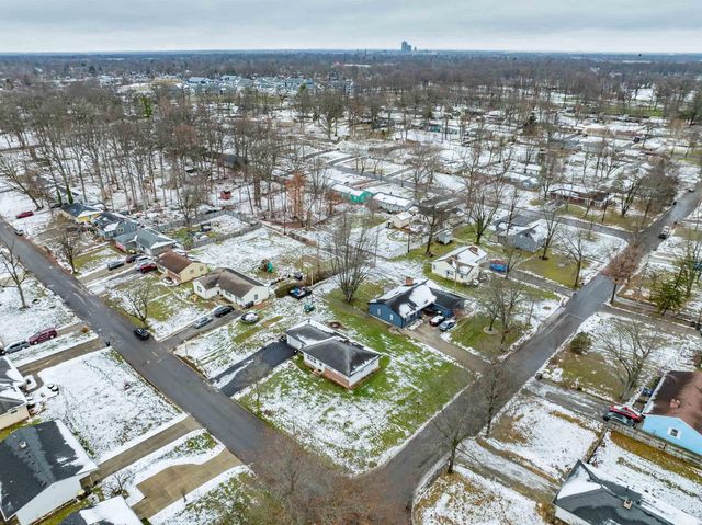 2725 Schaper Drive, Fort Wayne, IN 46806