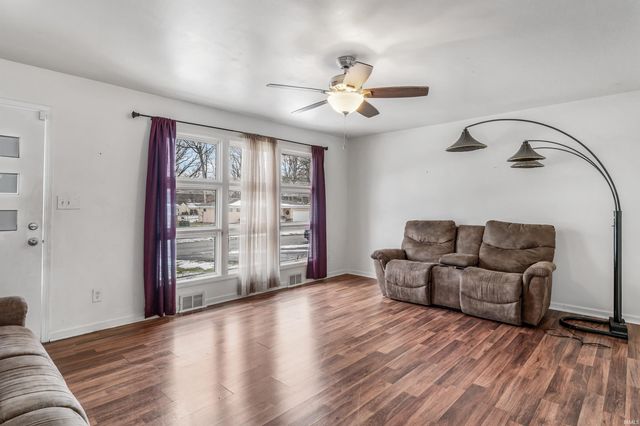 2725 Schaper Drive, Fort Wayne, IN 46806