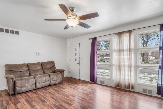 2725 Schaper Drive, Fort Wayne, IN 46806