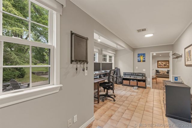 3645 S Utica Avenue, Tulsa, OK 74105