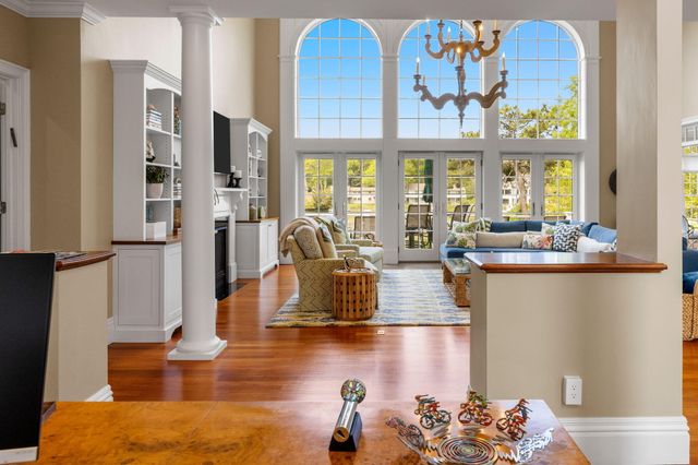 8 Bowsprit Point, Mashpee, MA 02649