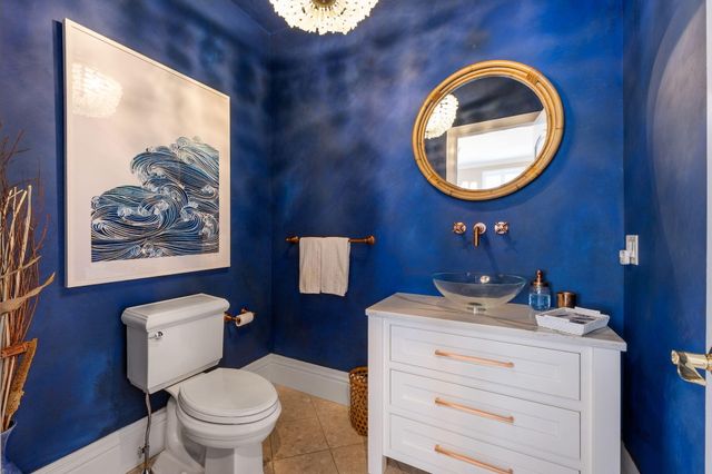 8 Bowsprit Point, Mashpee, MA 02649