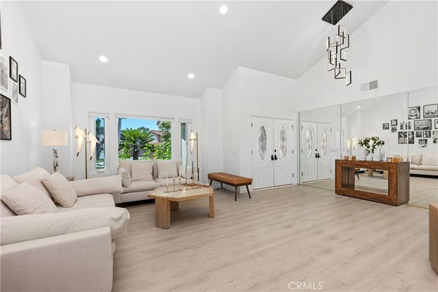 20 Sand Pointe, Laguna Niguel, CA 92677