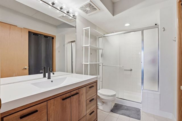 5055 Madison Street 402, Skokie, IL 60077