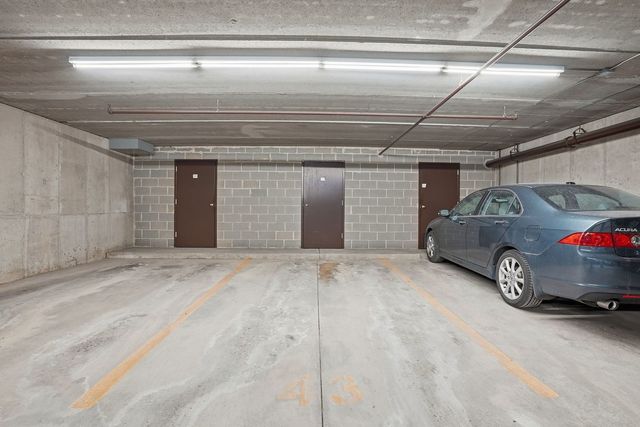 5055 Madison Street 402, Skokie, IL 60077