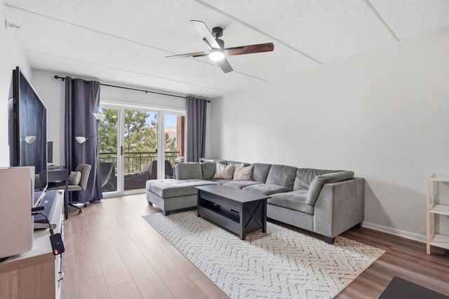 5055 Madison Street 402, Skokie, IL 60077