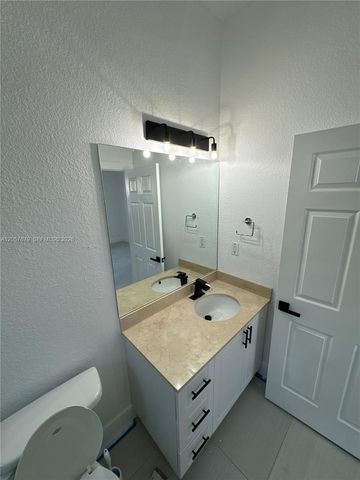 13465 SW 277th Ln, Homestead, FL 33032