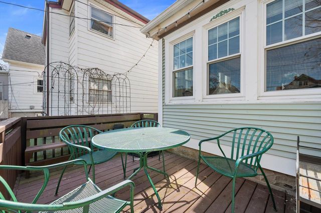 3328 Bartlett AVENUE, Milwaukee, WI 53211