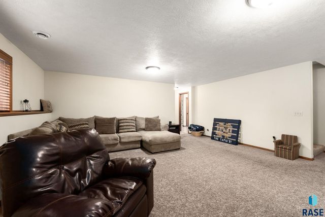 710 Fox Ct Court, Tea, SD 57064