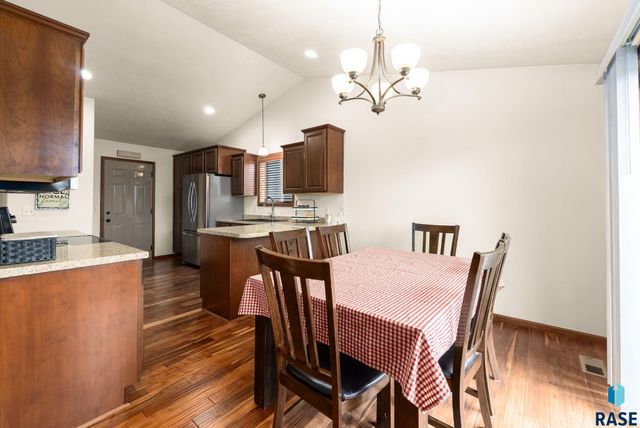 710 Fox Ct Court, Tea, SD 57064