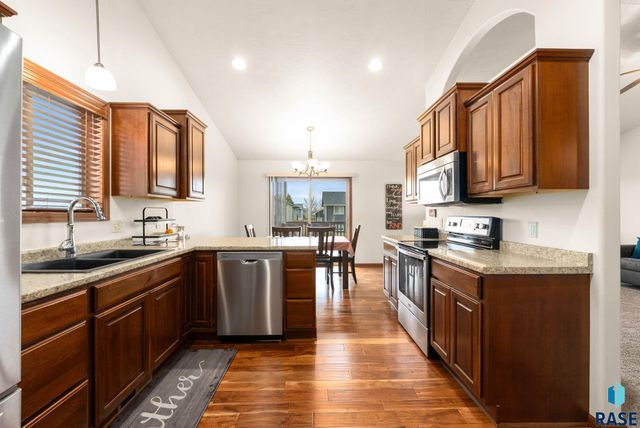710 Fox Ct Court, Tea, SD 57064