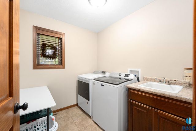 710 Fox Ct Court, Tea, SD 57064