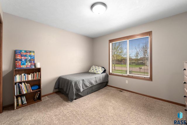 710 Fox Ct Court, Tea, SD 57064