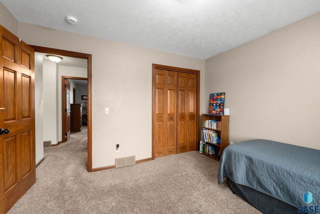 710 Fox Ct Court, Tea, SD 57064