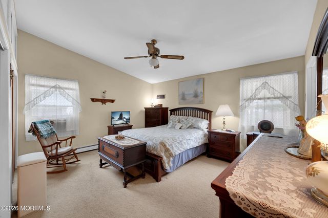 971 Stamler Drive, Toms River, NJ 08753