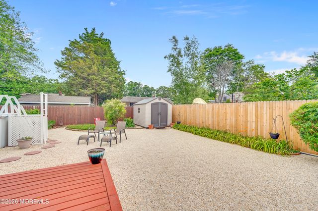 971 Stamler Drive, Toms River, NJ 08753