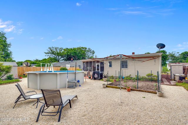 971 Stamler Drive, Toms River, NJ 08753