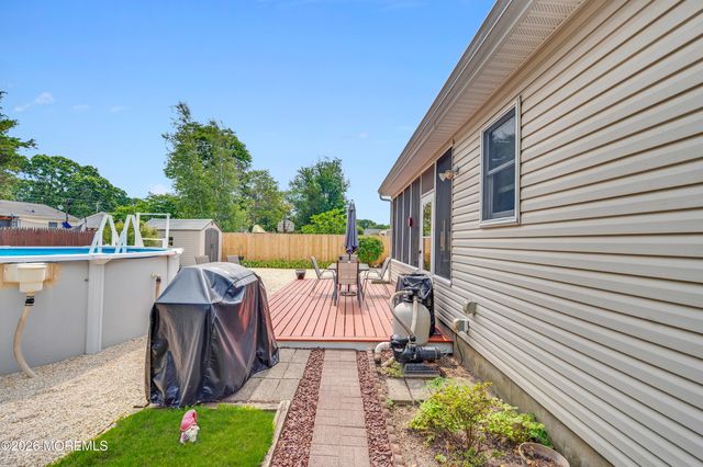 971 Stamler Drive, Toms River, NJ 08753