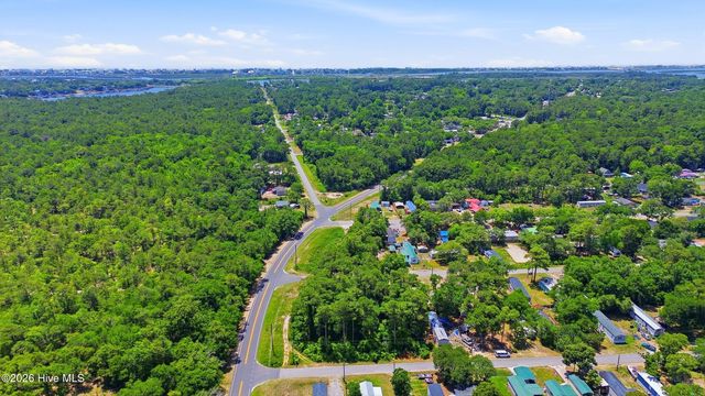 3605 Sunset Harbor Road SE, Bolivia, NC 28422