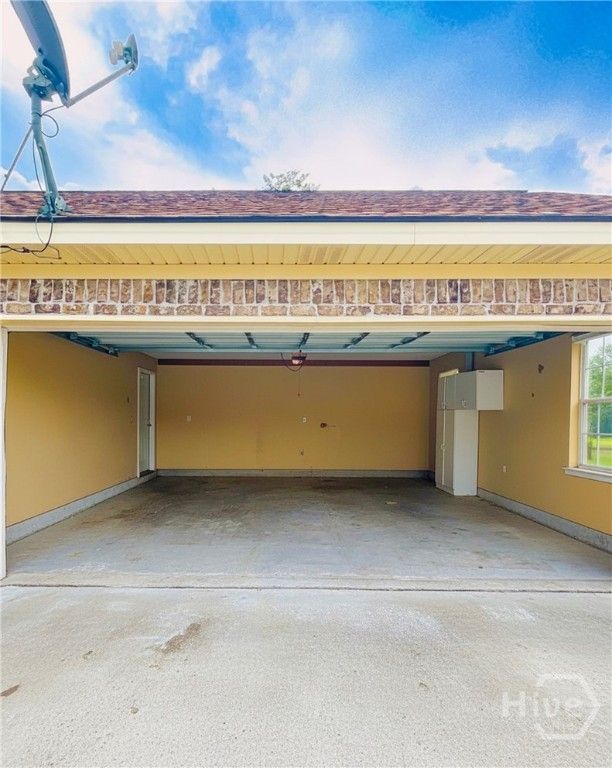 Image 25 of property listing at 130 Jamestown Drive, Rincon, GA 31326