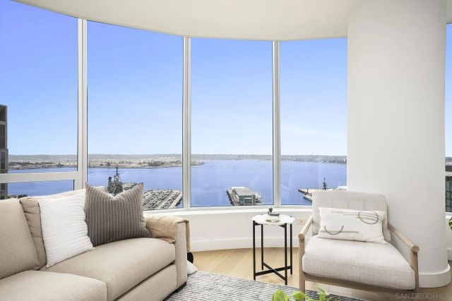 888 W E 2302, San Diego, CA 92101