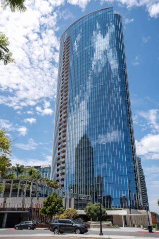888 W E 2302, San Diego, CA 92101