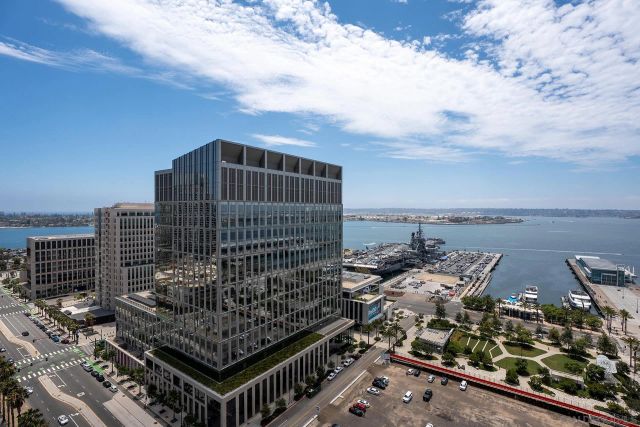 888 W E 2302, San Diego, CA 92101