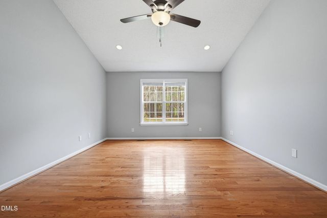 1084 Mclemore Road, Clayton, NC 27520