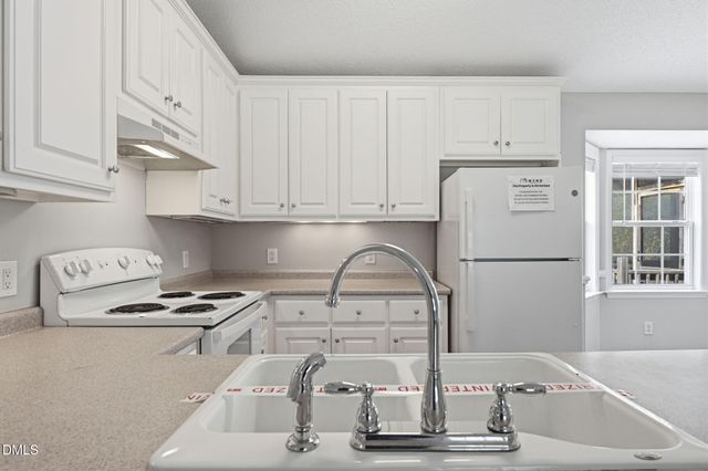 1084 Mclemore Road, Clayton, NC 27520