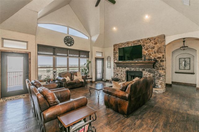 11525 Eagle Vista Drive, Fort Worth, TX 76179