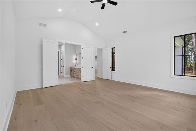 125 Manger Avenue W, Bethlehem, GA 30620