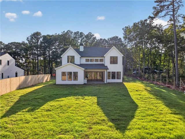 125 Manger Avenue W, Bethlehem, GA 30620