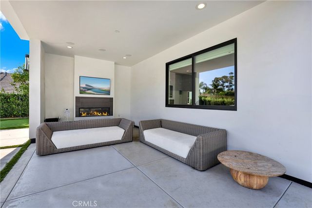 18852 CANYON CREST Drive, Villa Park, CA 92861