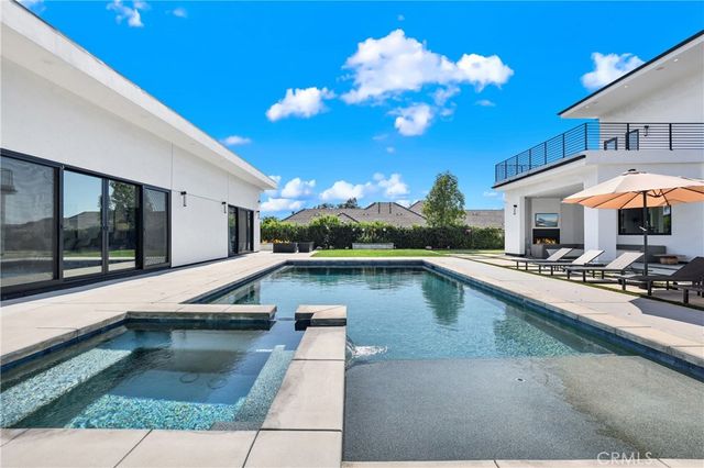 18852 CANYON CREST Drive, Villa Park, CA 92861