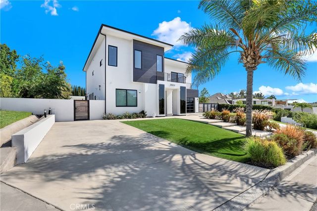 18852 CANYON CREST Drive, Villa Park, CA 92861