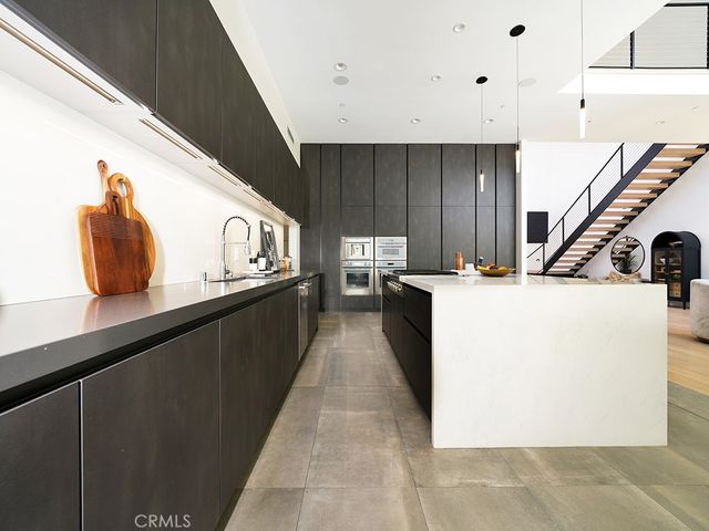 18852 CANYON CREST Drive, Villa Park, CA 92861