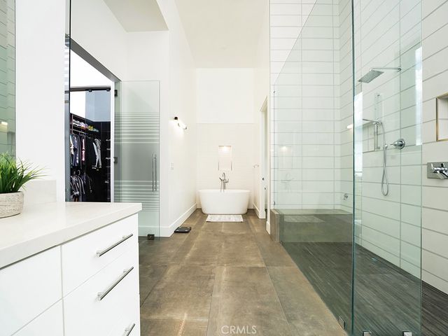 18852 CANYON CREST Drive, Villa Park, CA 92861