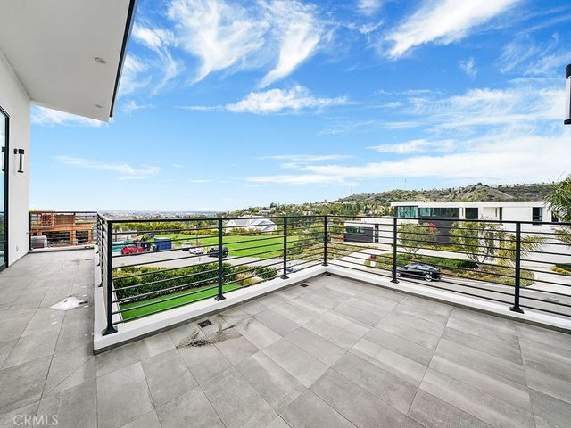 18852 CANYON CREST Drive, Villa Park, CA 92861