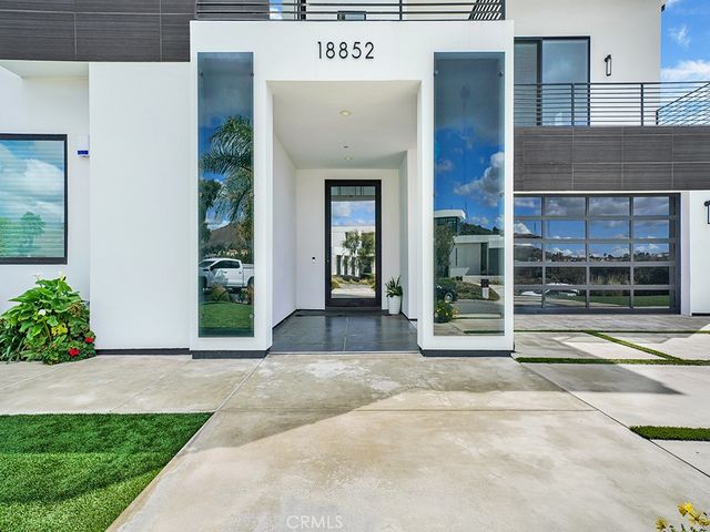 18852 CANYON CREST Drive, Villa Park, CA 92861