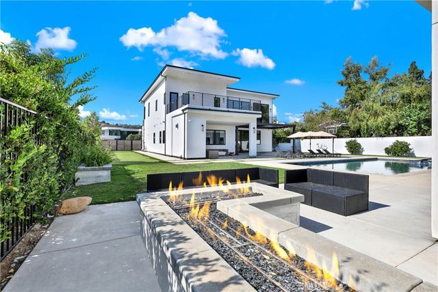 18852 CANYON CREST Drive, Villa Park, CA 92861