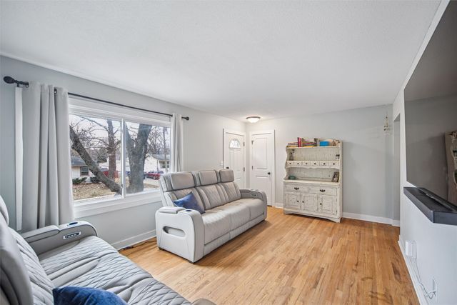 4309 SE 10th Street, Des Moines, IA 50315