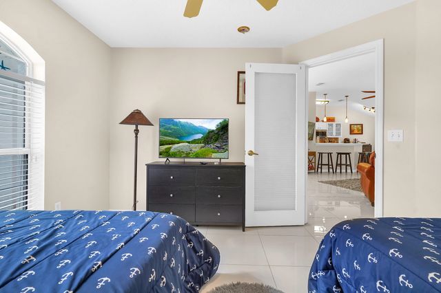 308 A St, St Augustine, FL 32080