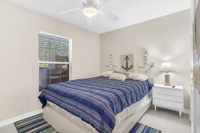 308 A St, St Augustine, FL 32080