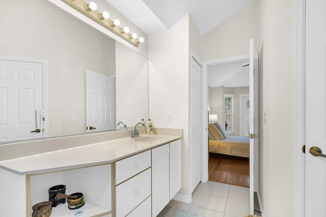 308 A St, St Augustine, FL 32080